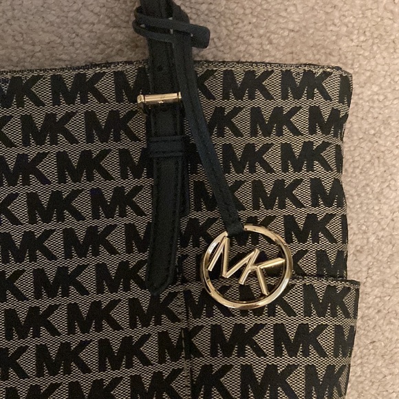 Michael Kors Purse - Picture 2 of 7